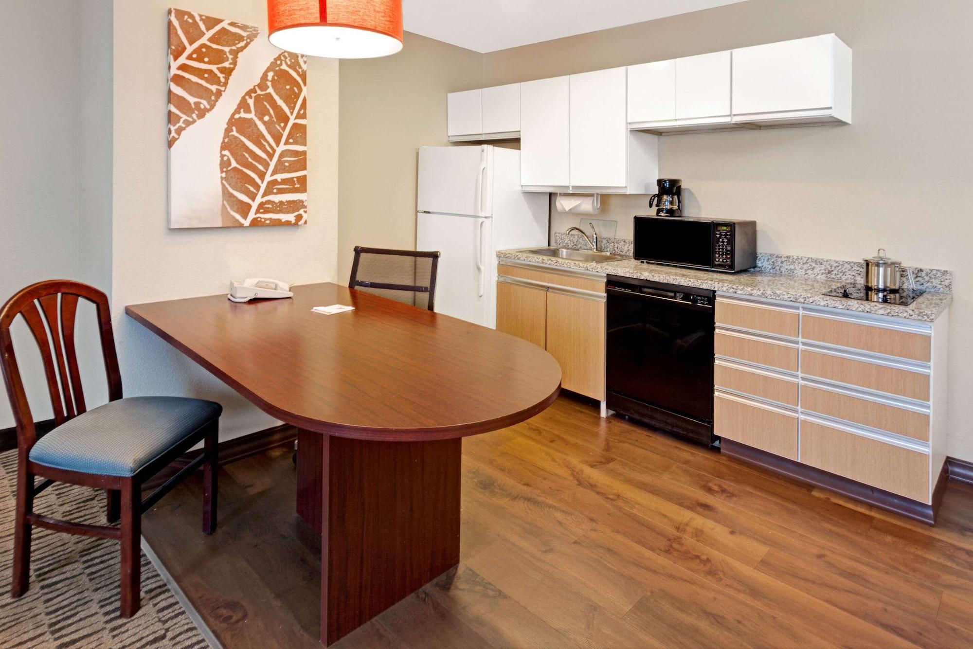 Mainstay Suites Northbrook Wheeling Exteriér fotografie