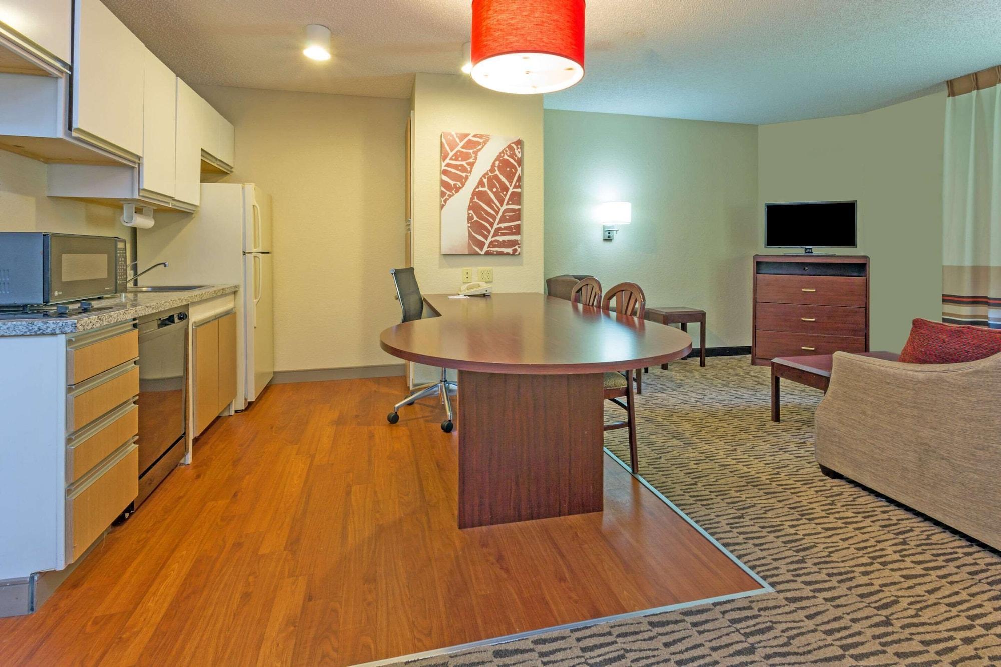 Mainstay Suites Northbrook Wheeling Exteriér fotografie